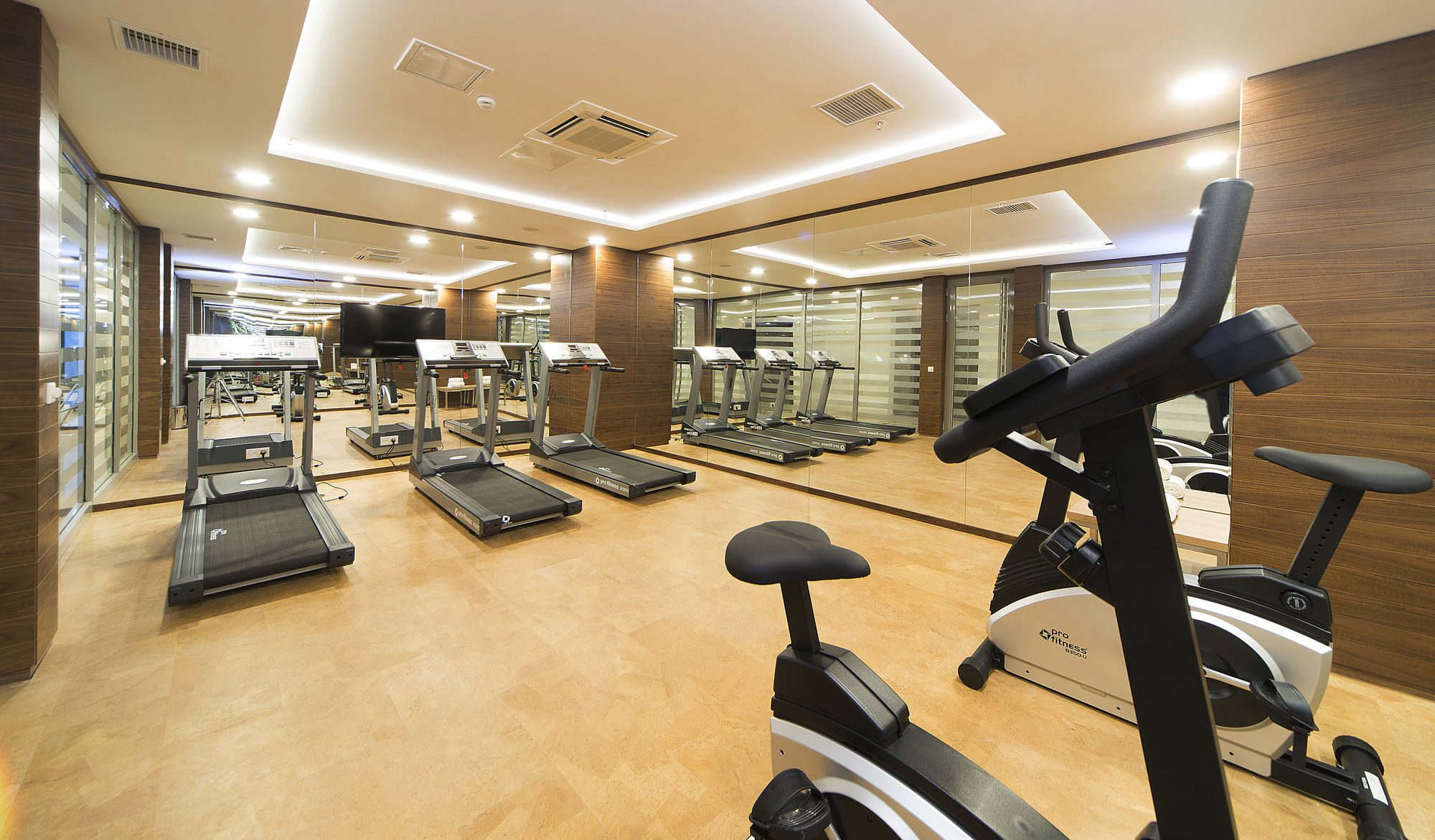 Ramada Encore Istanbul Kartal Exterior foto